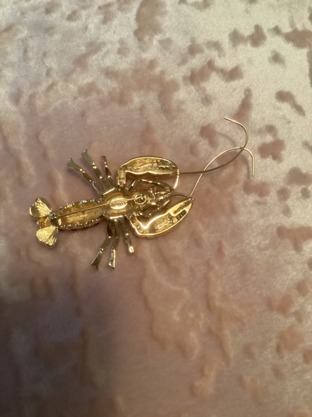Vintage Nolan Miller lobster brooch with ruby red rhinestones - Picture 2 of 5